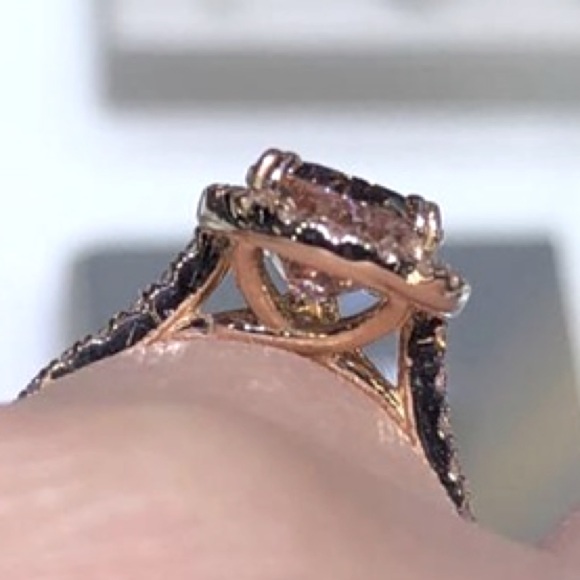 🆕GORGEOUS! 14K Rose Gold 2.5Ct Morganite Ring - Picture 7 of 8